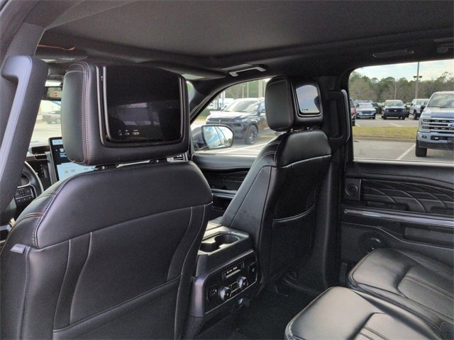 Certified 2023 Ford Expedition Max Platinum image 15