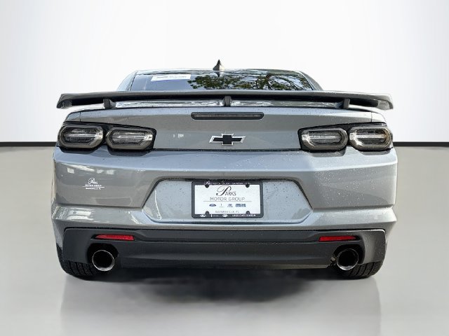 Used 2020 Chevrolet Camaro LT RWD image 6