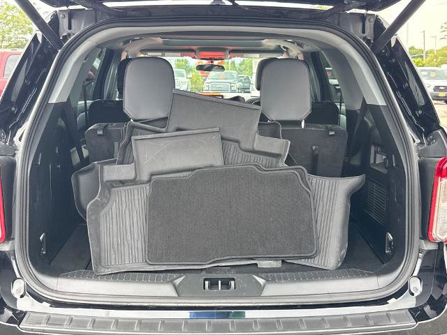Certified 2023 Ford Explorer XLT w/ Equipment Group 202A AWD/4WD image 8