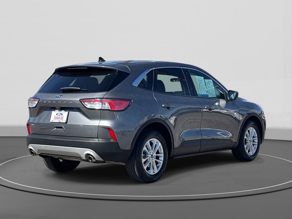 Certified 2022 Ford Escape SE image 4