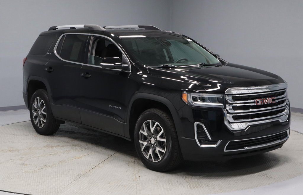Used 2023 GMC Acadia SLE w/ Driver Convenience Package image 1