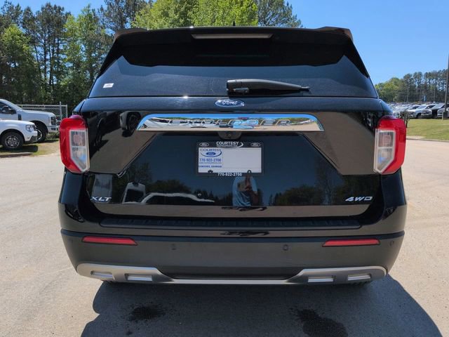 Certified 2023 Ford Explorer XLT w/ Equipment Group 202A AWD/4WD image 3