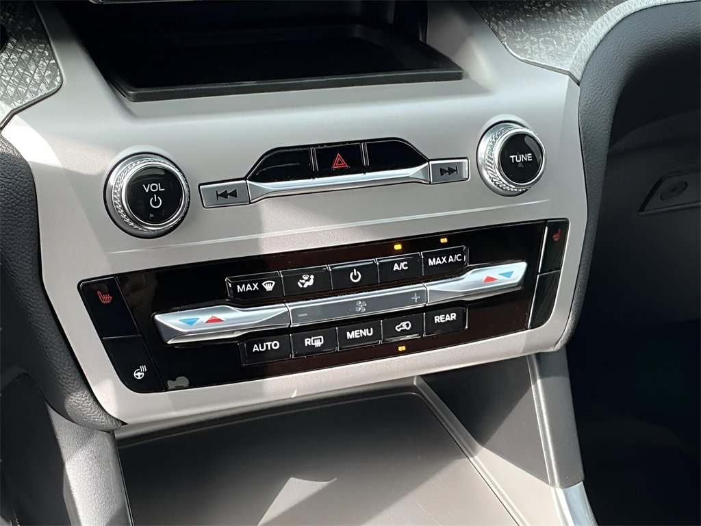 Certified 2024 Ford Explorer Timberline w/ Timberline Technology Package image 39