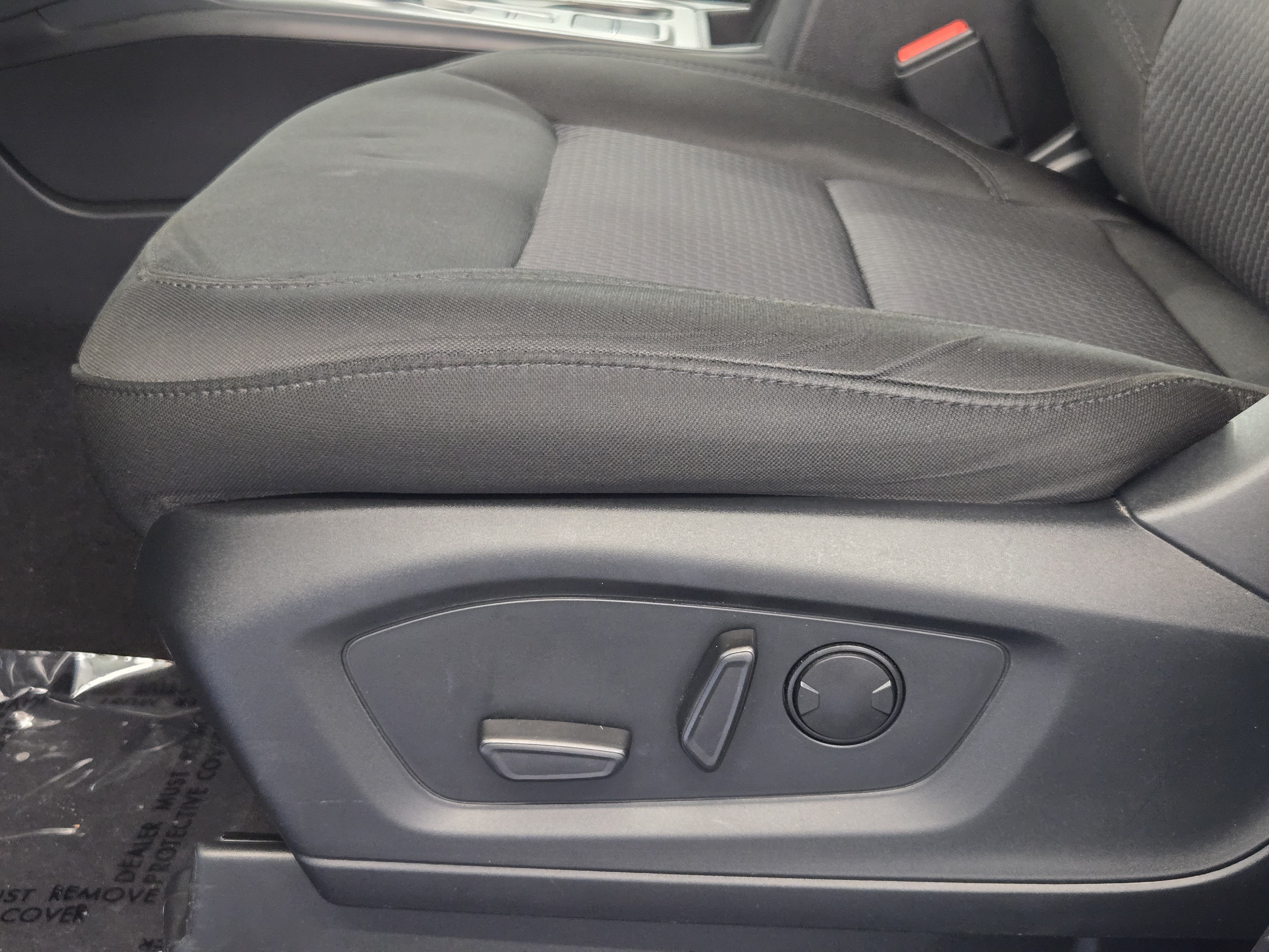 Certified 2023 Ford Explorer XLT RWD image 25