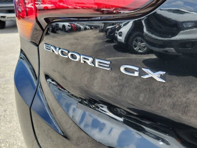 Used 2020 Buick Encore GX Select w/ Sport Touring Package FWD image 5