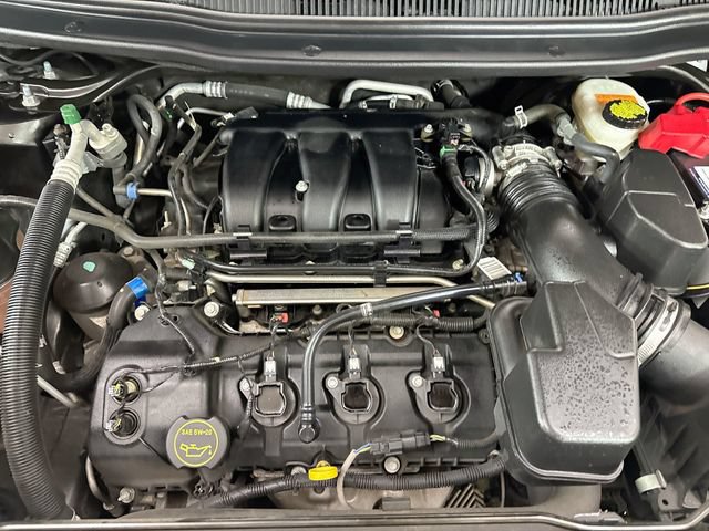 Certified 2019 Ford Explorer XLT w/ Equipment Group 201A AWD/4WD image 30