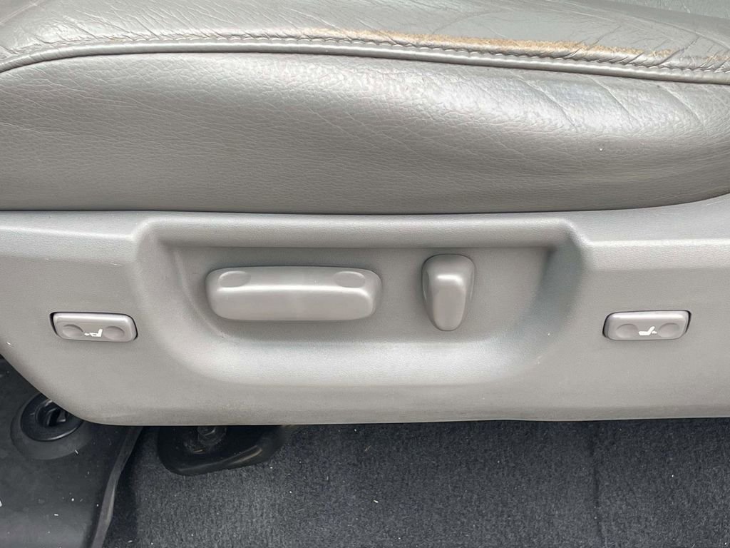 Used 2020 Toyota Sequoia SR5 w/ Premium Package image 14