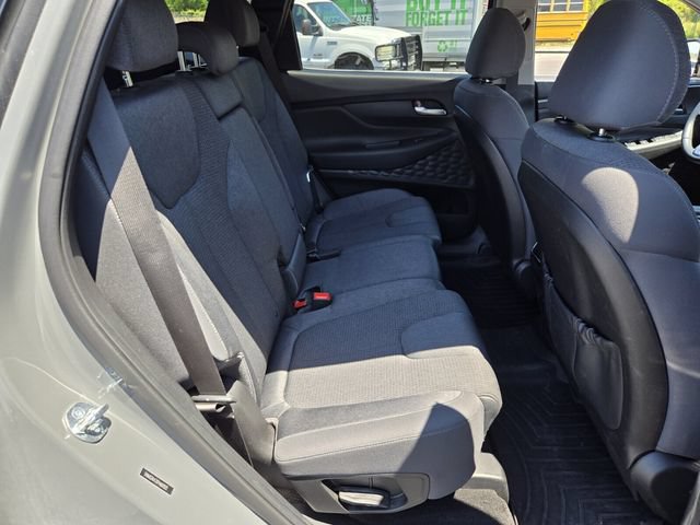 Used 2023 Hyundai Santa Fe SEL FWD image 17