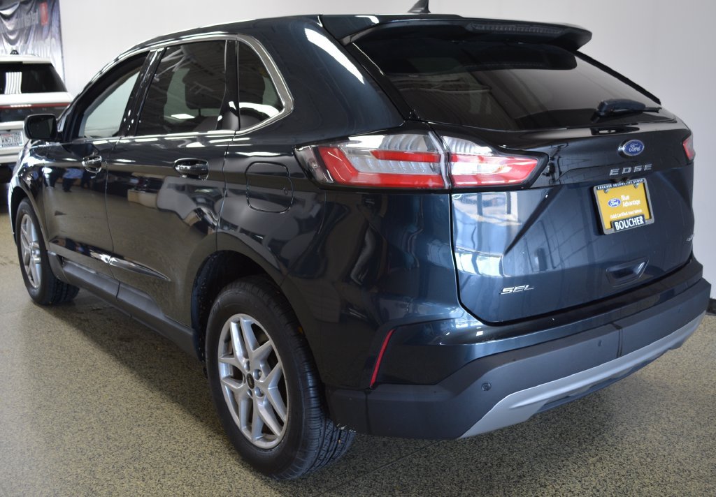 Certified 2024 Ford Edge SEL w/ Convenience Package AWD/4WD image 4