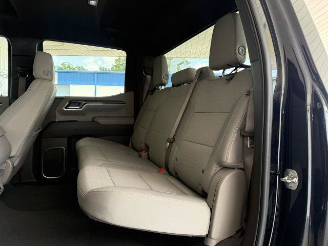 Used 2025 Chevrolet Silverado 1500 LT RWD image 6