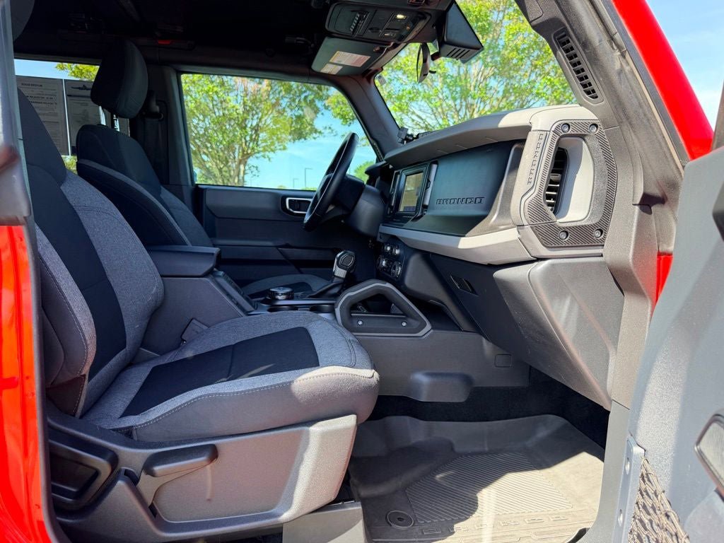 Certified 2023 Ford Bronco Big Bend w/ Sasquatch Package AWD/4WD image 17