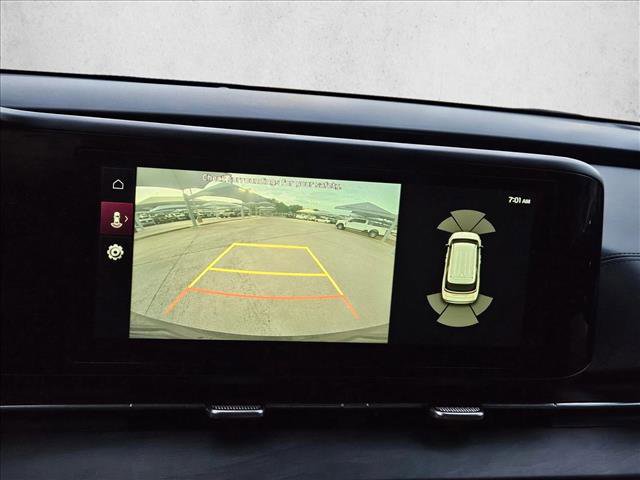 Used 2024 Kia Carnival EX FWD image 13