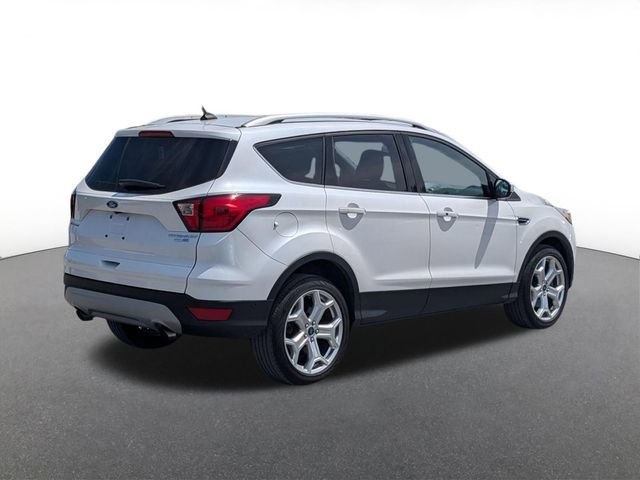 Certified 2019 Ford Escape Titanium AWD/4WD image 3