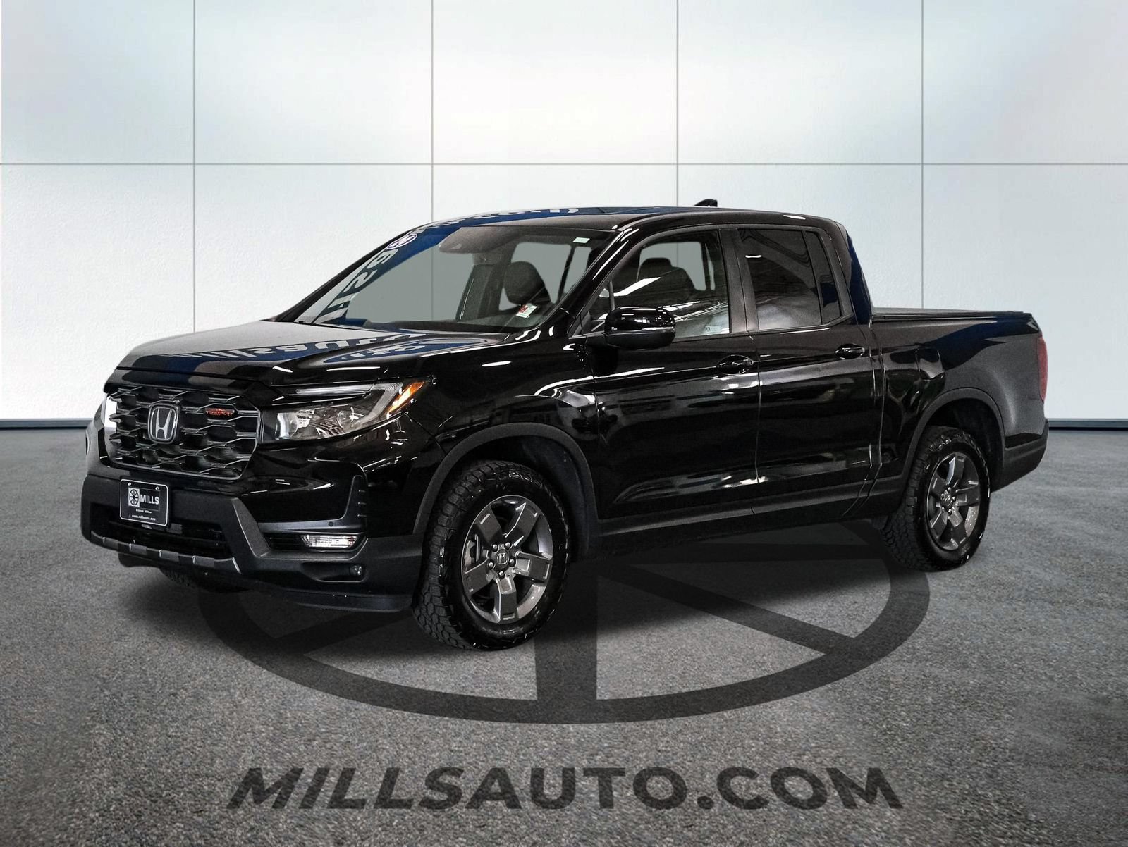 Used 2024 Honda Ridgeline TrailSport image 2