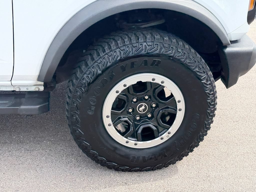 Certified 2022 Ford Bronco Outer Banks w/ Sasquatch Package AWD/4WD image 9
