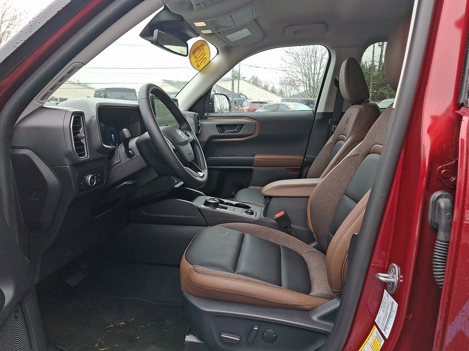 Certified 2025 Ford Bronco Sport Outer Banks w/ Outer Banks Tech Package+ AWD/4WD image 13