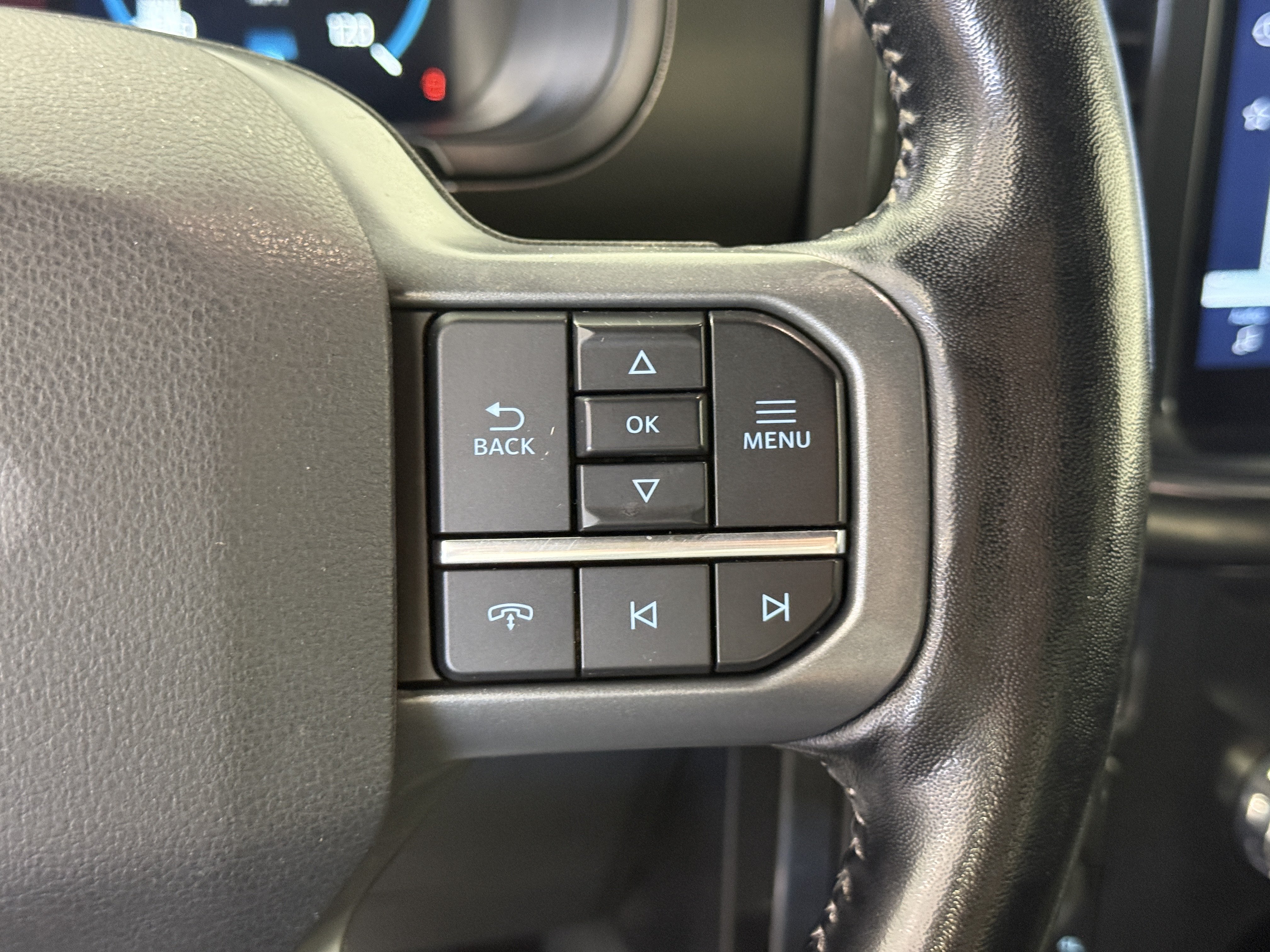 Certified 2022 Ford F150 Lariat w/ Equipment Group 502A High AWD/4WD image 29