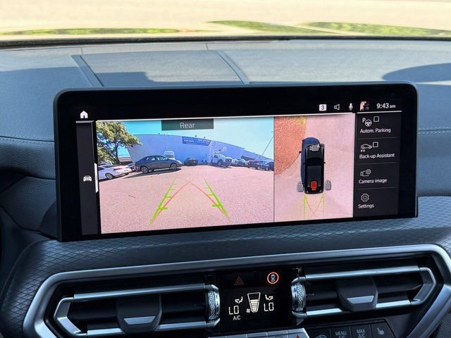 Used 2025 BMW X4 M40i AWD/4WD image 29