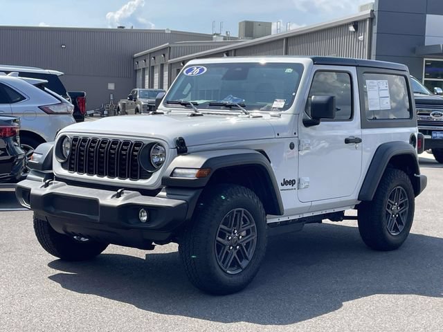 Used 2026 Jeep Wrangler Sport AWD/4WD image 27