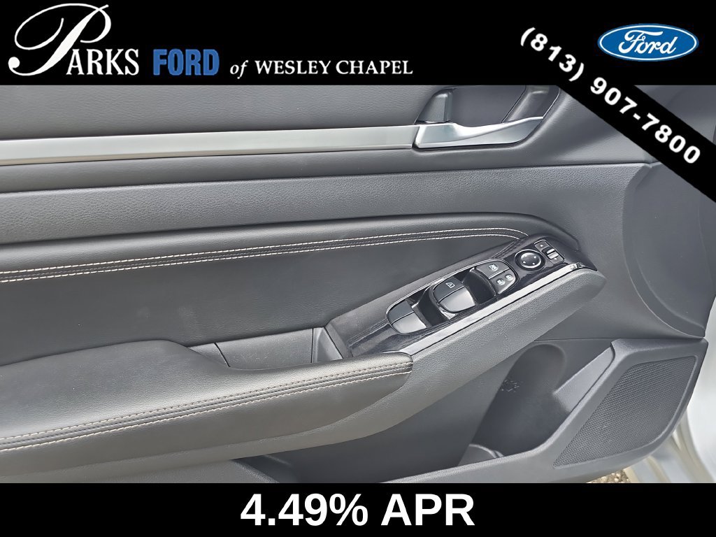 Used 2023 Nissan Altima 2.5 SL FWD image 16