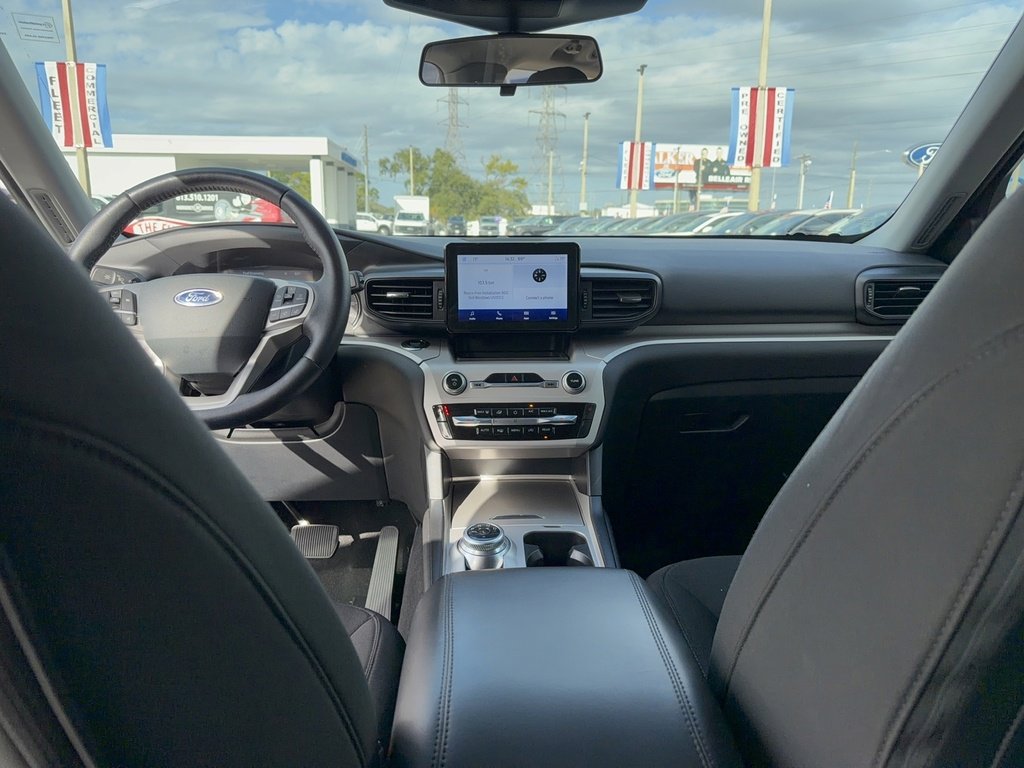Certified 2023 Ford Explorer XLT image 26