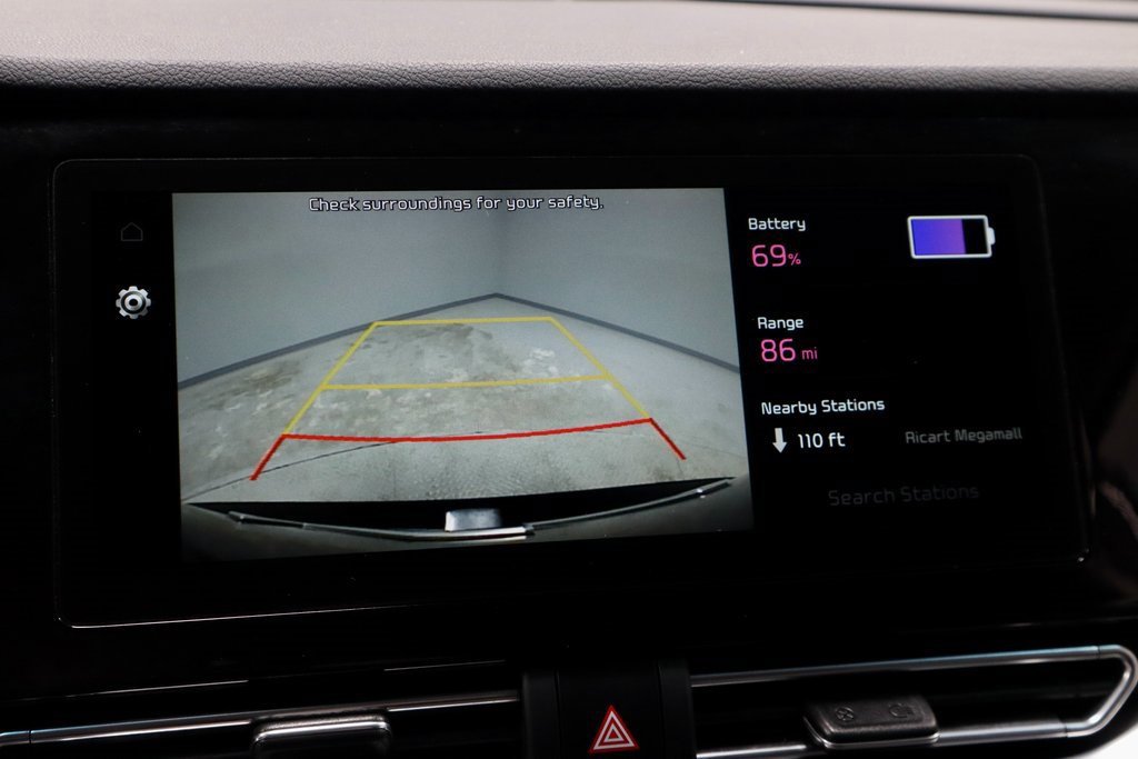 Used 2022 Kia Niro EX w/ Cold Weather Package image 9