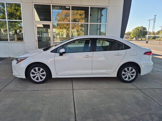Used 2023 Toyota Corolla LE FWD image 7