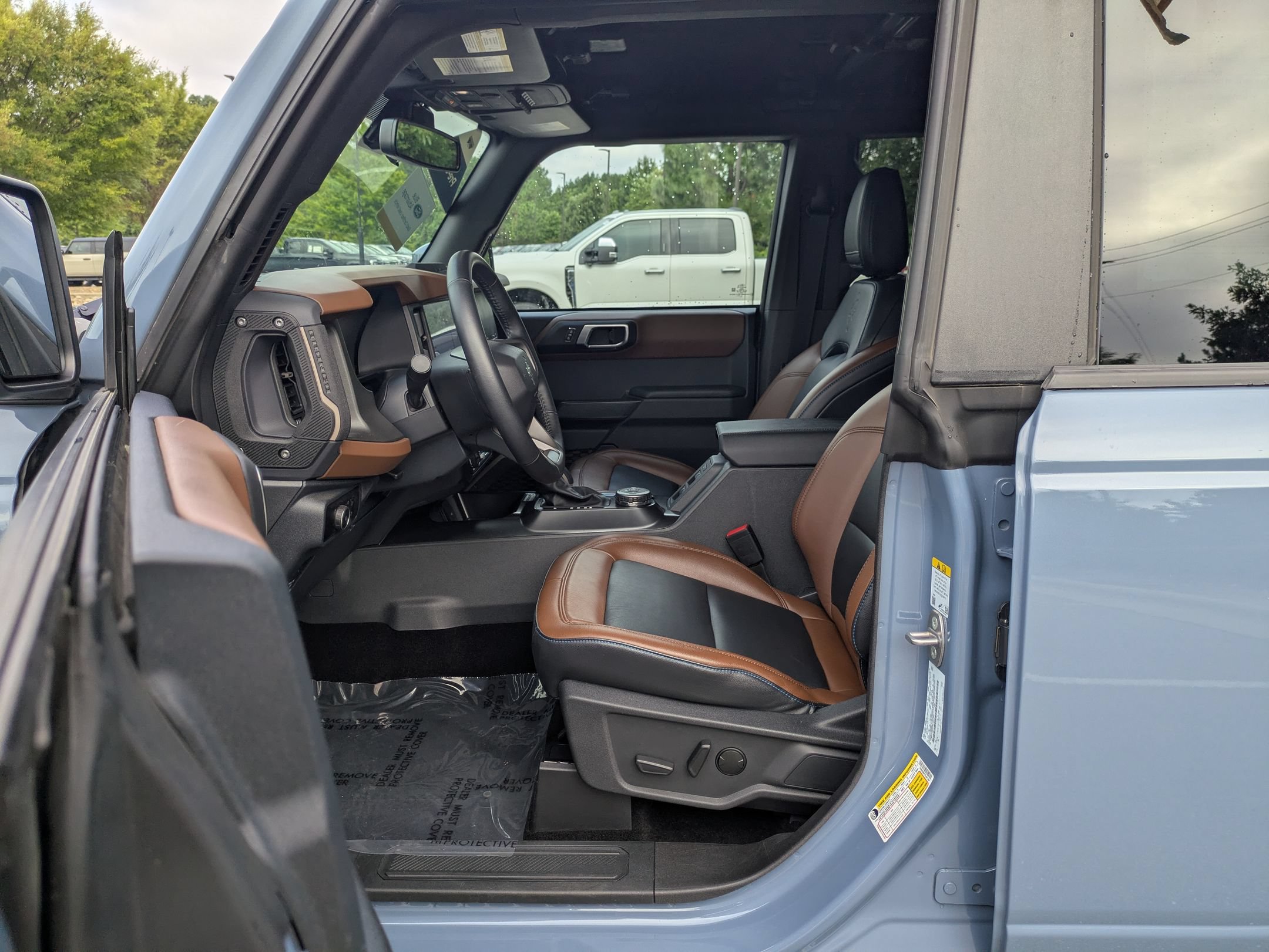 Certified 2024 Ford Bronco Outer Banks AWD/4WD image 13