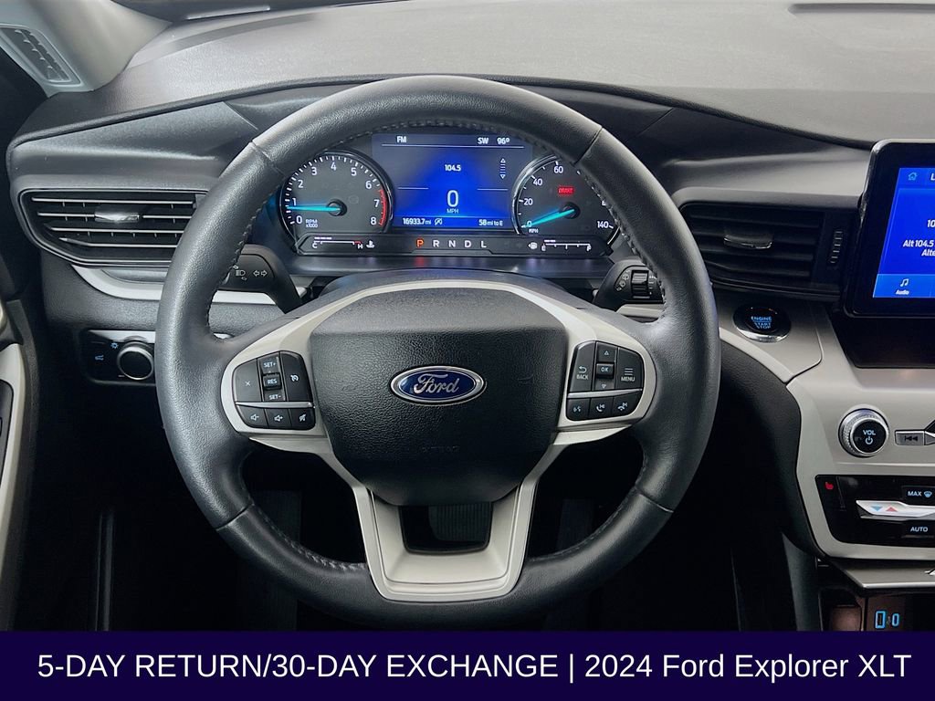 Certified 2024 Ford Explorer XLT AWD/4WD image 14