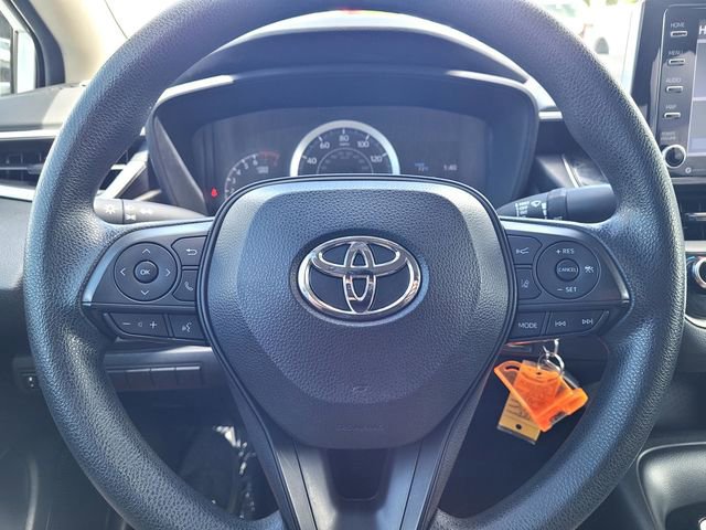 Used 2021 Toyota Corolla LE image 26