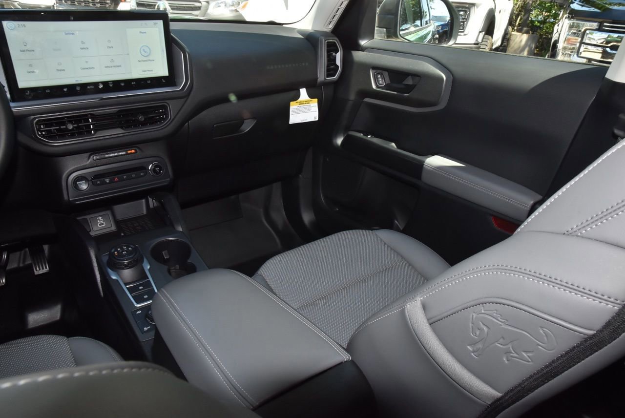 Certified 2025 Ford Bronco Sport Badlands image 17