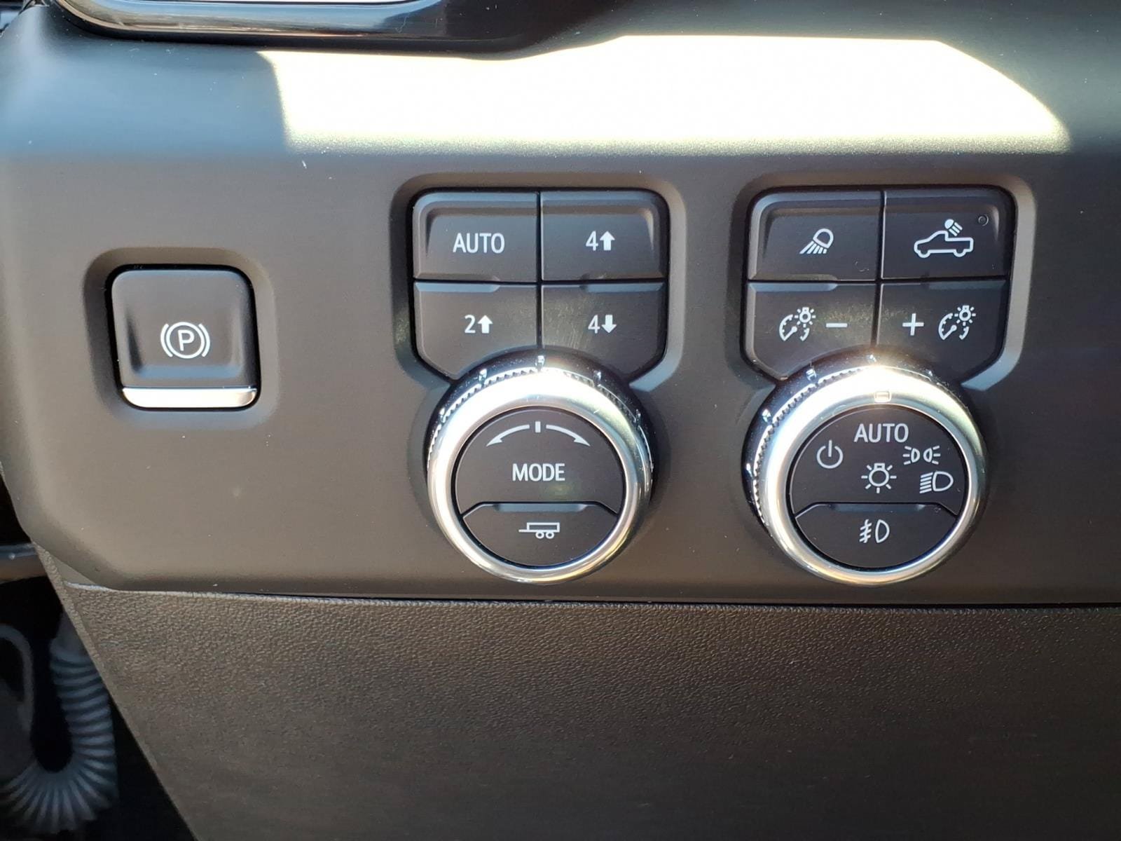 Used 2025 GMC Sierra 1500 Denali Ultimate AWD/4WD image 24