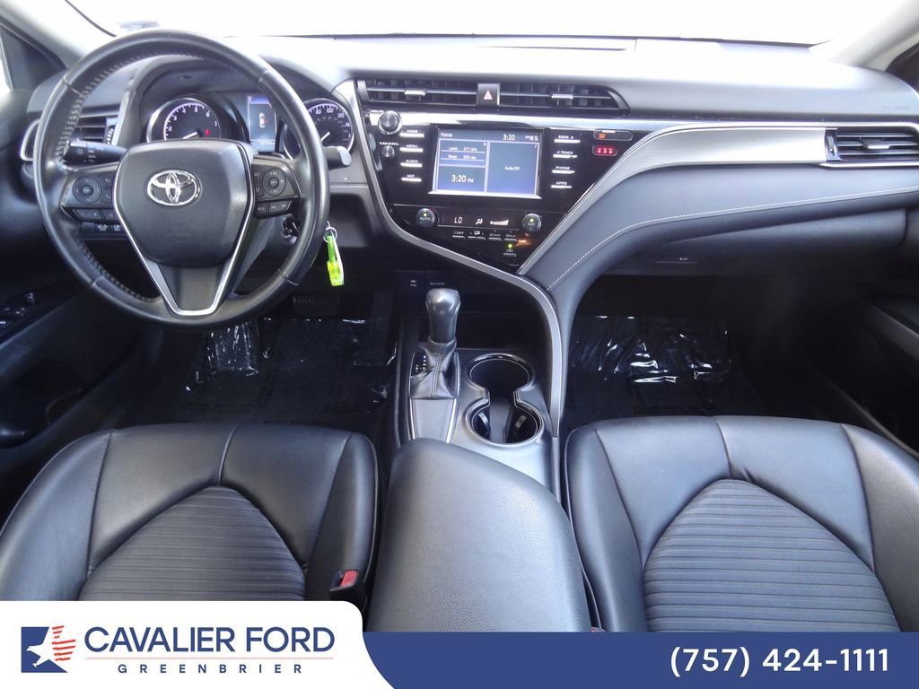 Used 2019 Toyota Camry SE FWD image 11