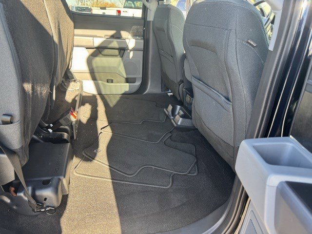 Certified 2022 Ford F150 XLT w/ Equipment Group 302A High image 30