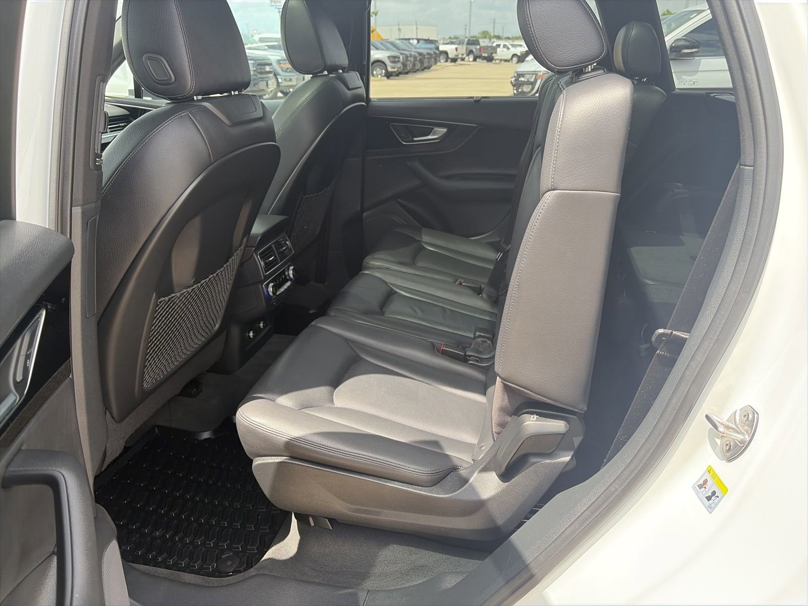 Used 2018 Audi Q7 3.0T Prestige AWD/4WD image 15