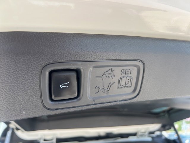 Certified 2022 Ford Expedition Platinum image 30