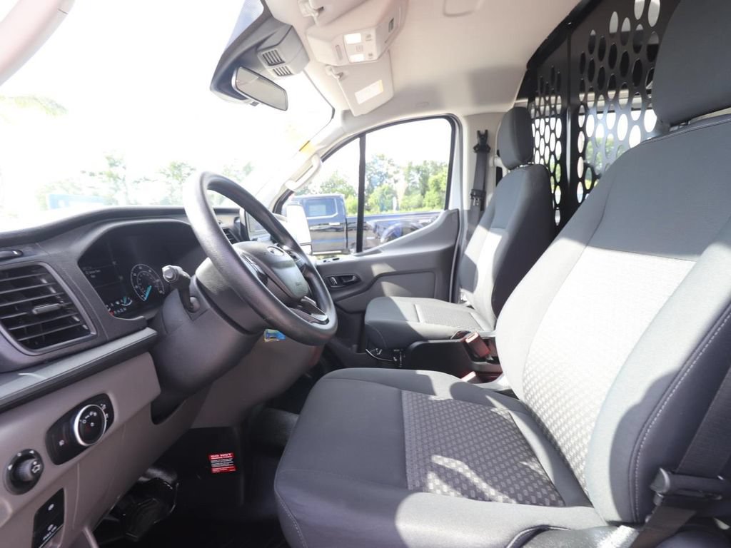 Certified 2025 Ford Transit 250 Low Roof w/ Exterior Upgrade Package RWD image 2
