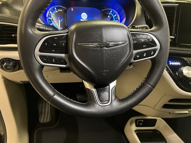 Used 2024 Chrysler Pacifica Limited FWD image 10