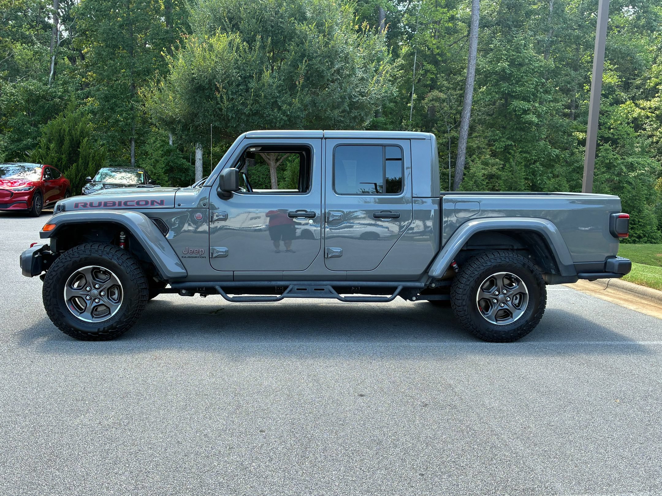 Used 2021 Jeep Gladiator Rubicon AWD/4WD image 5