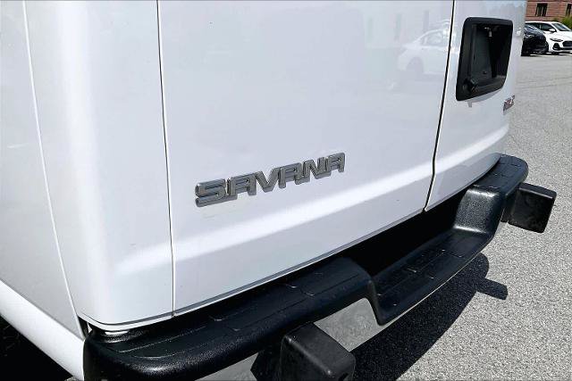 Used 2020 GMC Savana 2500 w/ Driver Convenience Package RWD image 18