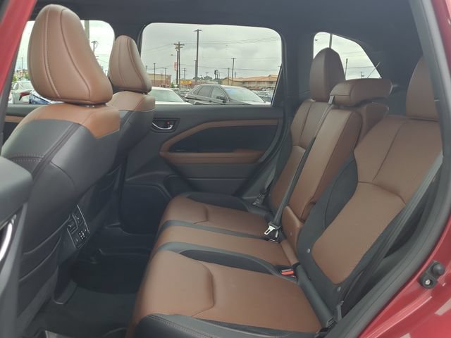 Used 2025 Subaru Forester Touring AWD/4WD image 13