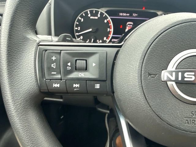 Used 2023 Nissan Rogue SV image 29