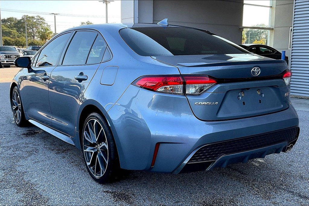 Used 2022 Toyota Corolla SE FWD image 4
