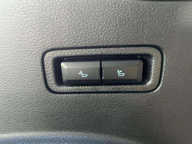 Certified 2023 Ford Expedition Max Limited image 28