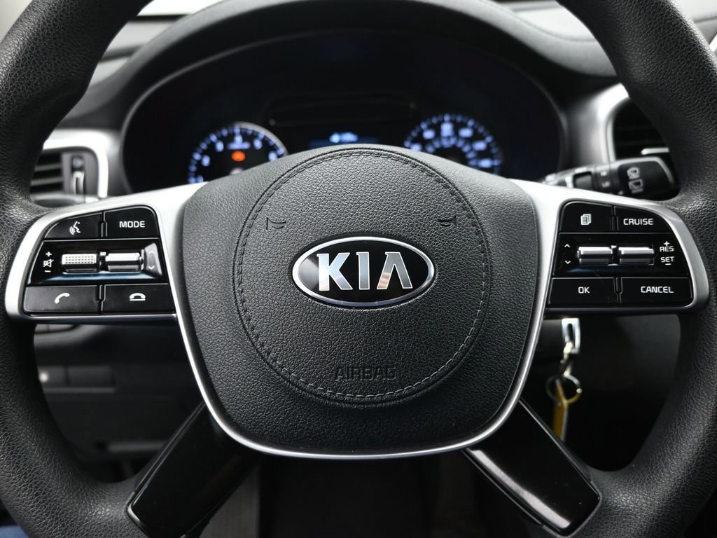 Used 2020 Kia Sorento LX image 38