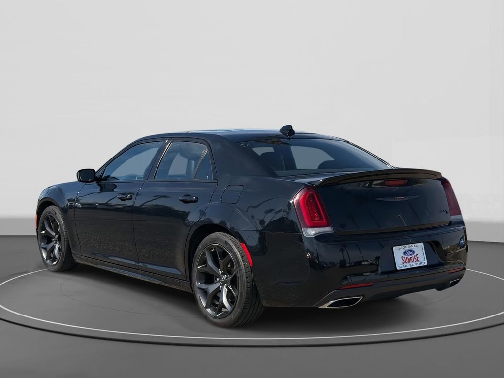 Used 2022 Chrysler 300 S image 2