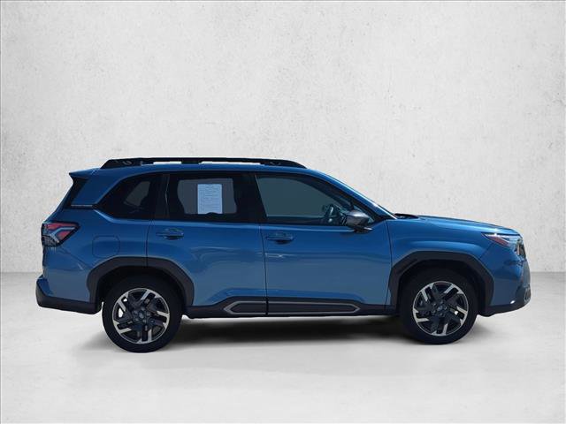 Used 2025 Subaru Forester Limited AWD/4WD image 4