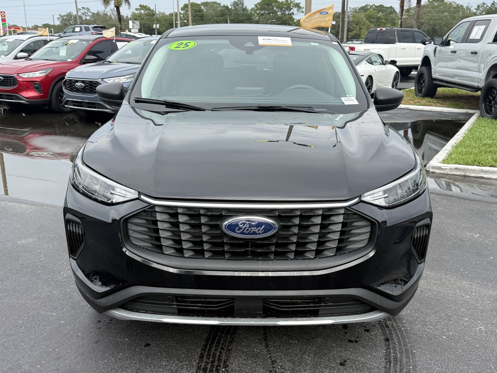 Certified 2025 Ford Escape Active FWD image 9
