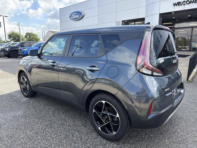 Used 2025 Kia Soul EX FWD image 13