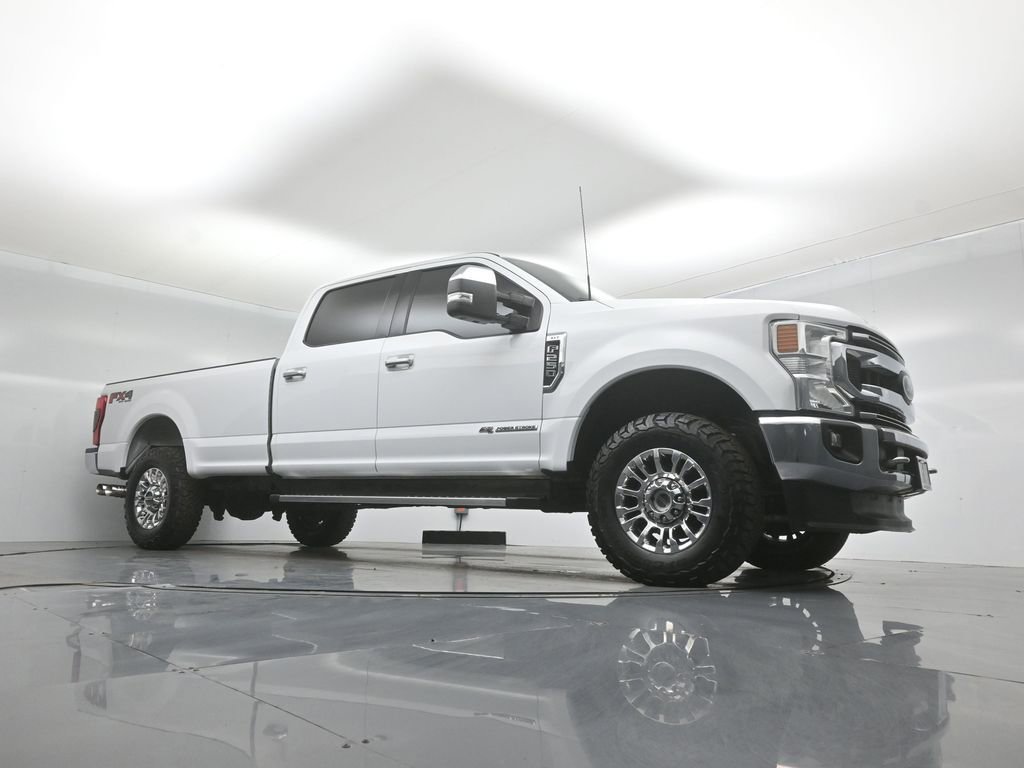 Certified 2022 Ford F250 XLT w/ XLT Premium Package AWD/4WD image 4